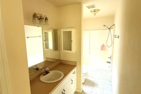 House in Ocala, Florida 3 bedrooms, 127.28 sq.m. № 1914724 - photo 12