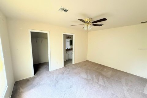 House in Ocala, Florida 3 bedrooms, 127.28 sq.m. № 1914724 - photo 8