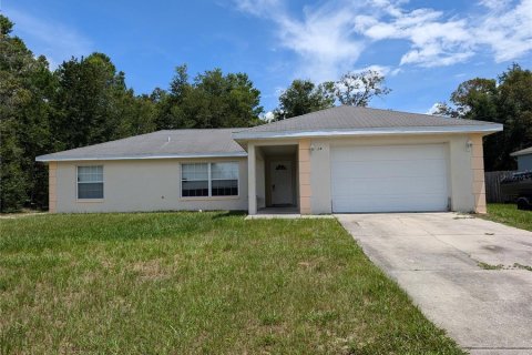 House in Ocala, Florida 3 bedrooms, 127.28 sq.m. № 1914724 - photo 1