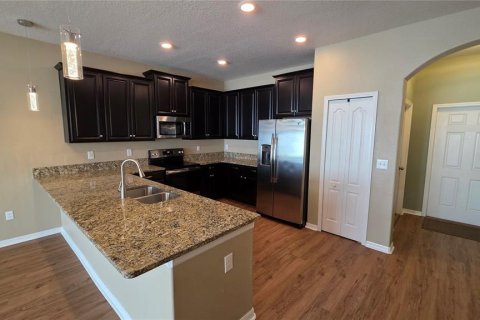 Adosado en venta en Lakeland, Florida, 2 dormitorios, 121.79 m2 № 1906166 - foto 9