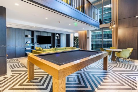 Condominio en alquiler en Miami, Florida, 1 dormitorio, 80.45 m2 № 1993011 - foto 24