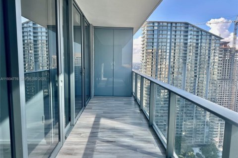 Condominio en alquiler en Miami, Florida, 1 dormitorio, 80.45 m2 № 1993011 - foto 12