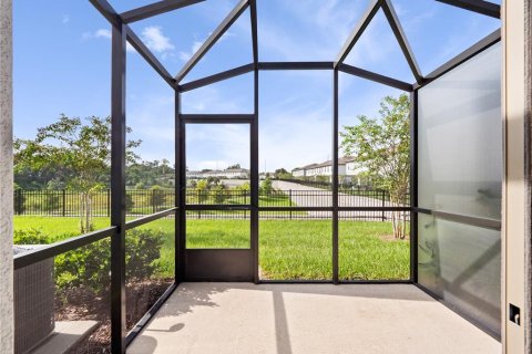 Townhouse in Apopka, Florida 4 bedrooms, 151.71 sq.m. № 1912087 - photo 24