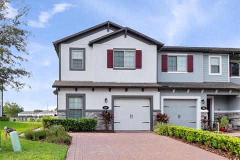 Townhouse in Apopka, Florida 4 bedrooms, 151.71 sq.m. № 1912087 - photo 1