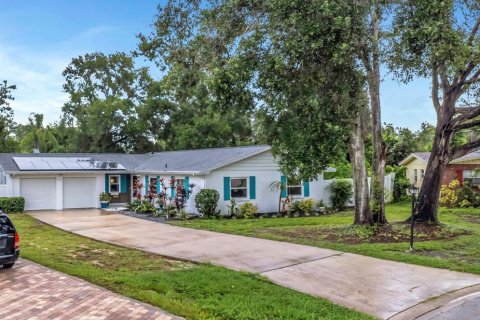 Casa en venta en Brandon, Florida, 4 dormitorios, 200.11 m2 № 1913357 - foto 3
