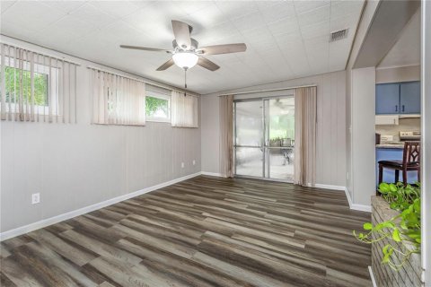 Casa en venta en Brandon, Florida, 4 dormitorios, 200.11 m2 № 1913357 - foto 17