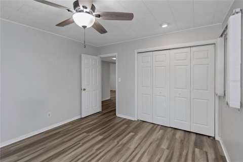 Casa en venta en Brandon, Florida, 4 dormitorios, 200.11 m2 № 1913357 - foto 30