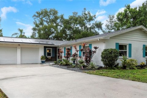 Casa en venta en Brandon, Florida, 4 dormitorios, 200.11 m2 № 1913357 - foto 1