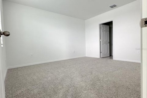 House in Poinciana, Florida 4 bedrooms, 201.41 sq.m. № 1905123 - photo 15
