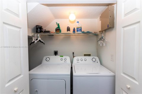 Adosado en alquiler en Doral, Florida, 3 dormitorios, 117.06 m2 № 2018386 - foto 13