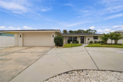 Villa ou maison à vendre à Bradenton, Floride: 3 chambres, 179.02 m2 № 2403556 - photo 3