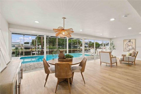 Villa ou maison à vendre à Bradenton, Floride: 3 chambres, 179.02 m2 № 2403556 - photo 13