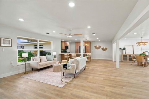 Villa ou maison à vendre à Bradenton, Floride: 3 chambres, 179.02 m2 № 2403556 - photo 25