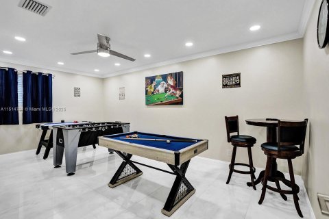 Villa ou maison à louer à Hollywood, Floride: 5 chambres, 232.26 m2 № 1979735 - photo 26