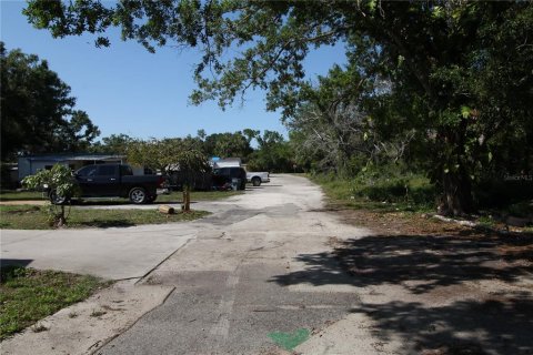 Купить коммерческую недвижимость в Аркадия, Флорида № 1678483 - фото 1