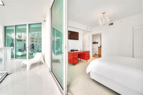 Condominio en alquiler en Miami, Florida, 1 dormitorio, 71.53 m2 № 1747985 - foto 8