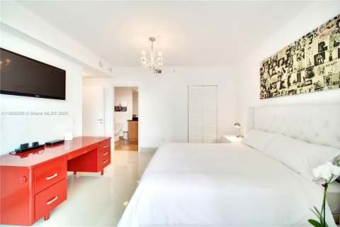 Condominio en alquiler en Miami, Florida, 1 dormitorio, 71.53 m2 № 1747985 - foto 9
