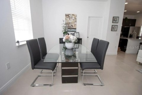 Villa ou maison à louer à Ocala, Floride: 4 chambres, 169.73 m2 № 2305036 - photo 5
