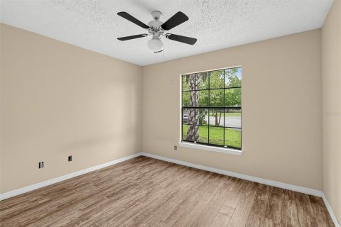 Condo in Orlando, Florida, 2 bedrooms  № 2368748 - photo 19