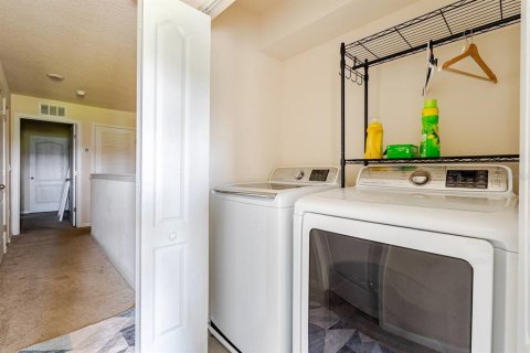 Villa ou maison à louer à Jacksonville, Floride: 3 chambres, 124.21 m2 № 1916869 - photo 3