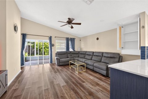 Villa ou maison à vendre à Lake Mary, Floride: 4 chambres, 179.21 m2 № 2403166 - photo 8