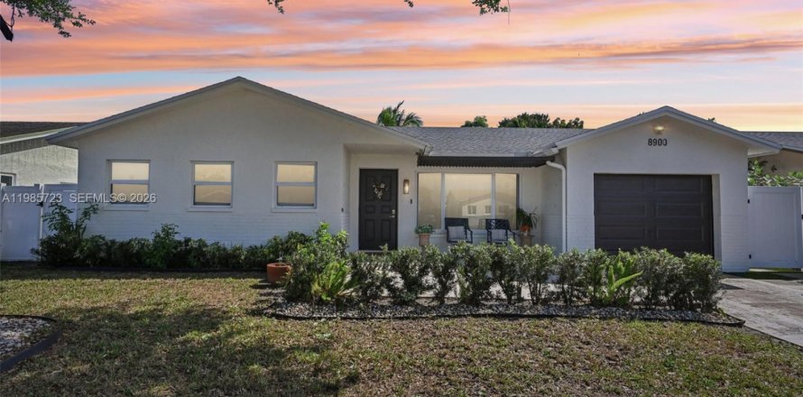 Дом в Бока-Ратон, Флорида 4 спальни, 164.44м2 № 2056550