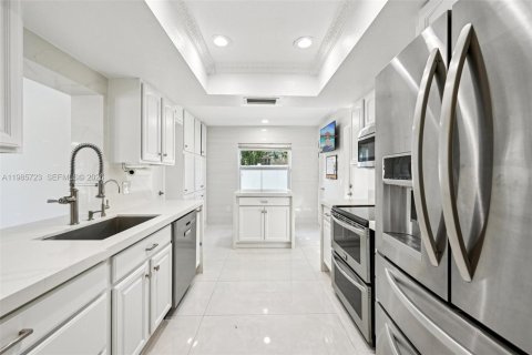 Купить виллу или дом в Бока-Ратон, Флорида 4 спальни, 164.44м2, № 2056550 - фото 14