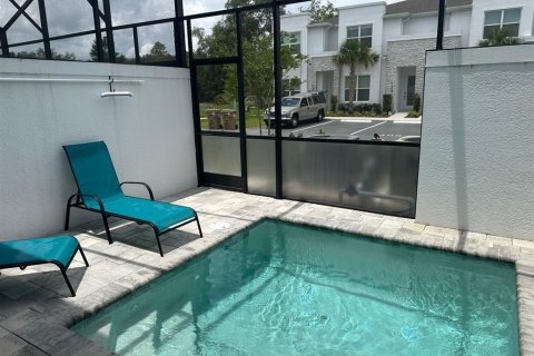 Townhouse in Clermont, Florida 3 bedrooms, 172.33 sq.m. № 2214151 - photo 10