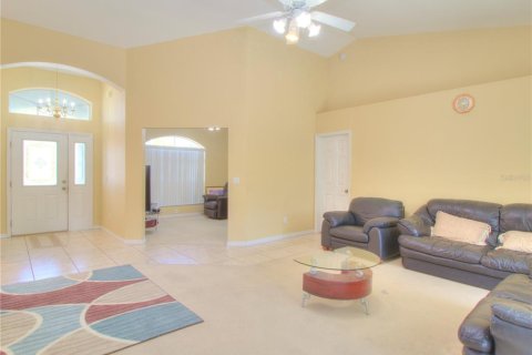 Casa en venta en Ocala, Florida, 3 dormitorios, 194.63 m2 № 2095227 - foto 2