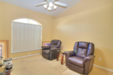 Casa en venta en Ocala, Florida, 3 dormitorios, 194.63 m2 № 2095227 - foto 10