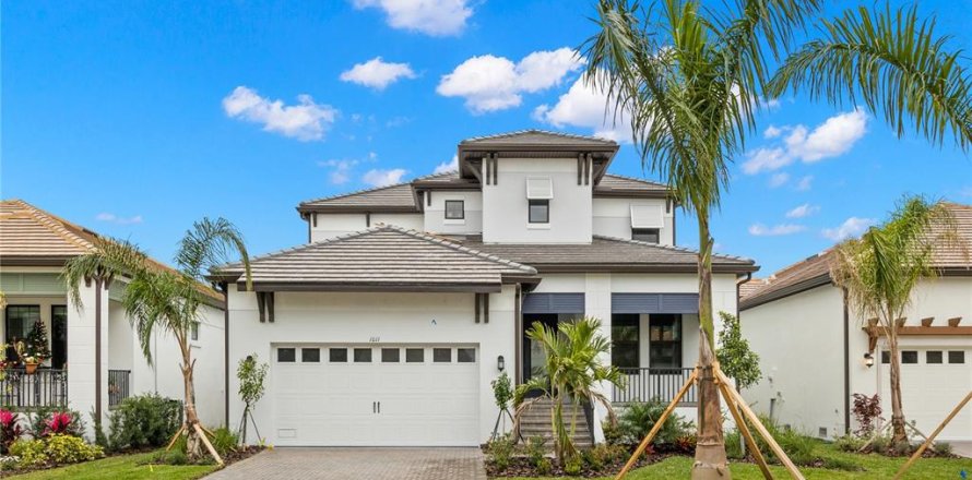 House in Ruskin, Florida 4 bedrooms, 270.62 sq.m. № 2218770