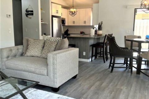 Townhouse in St. Lucie, Florida 2 bedrooms, 93.37 sq.m. № 2083461 - photo 5