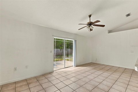 Villa ou maison à vendre à Ocala, Floride: 3 chambres, 157.19 m2 № 2101859 - photo 8