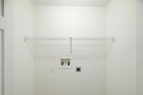Adosado en alquiler en Tampa, Florida, 2 dormitorios, 115.2 m2 № 2284156 - foto 23