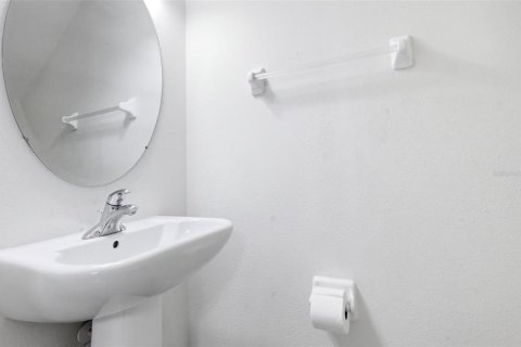 Adosado en alquiler en Tampa, Florida, 2 dormitorios, 115.2 m2 № 2284156 - foto 22