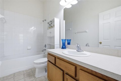 Adosado en alquiler en Tampa, Florida, 2 dormitorios, 115.2 m2 № 2284156 - foto 21