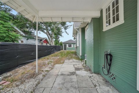 House in Lakeland, Florida 4 bedrooms, 134.15 sq.m. № 2221110 - photo 5