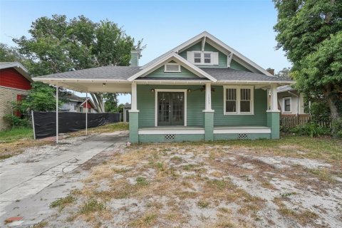 House in Lakeland, Florida 4 bedrooms, 134.15 sq.m. № 2221110 - photo 3