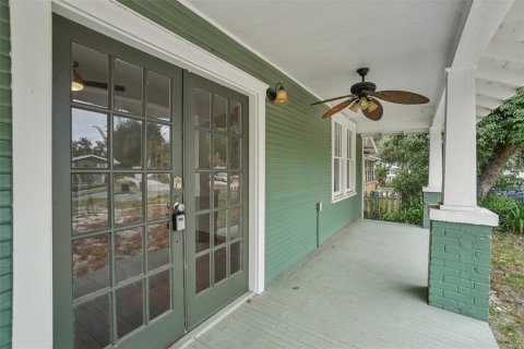 House in Lakeland, Florida 4 bedrooms, 134.15 sq.m. № 2221110 - photo 6