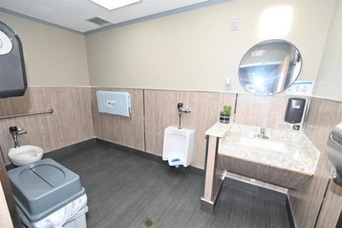 Commercial property in Orlando, Florida 350.52 sq.m. № 2391029 - photo 15