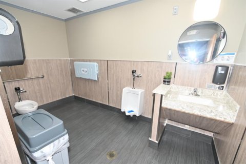 Commercial property in Orlando, Florida 350.52 sq.m. № 2391029 - photo 16