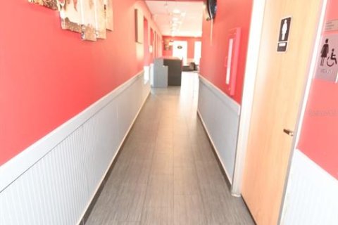 Commercial property in Orlando, Florida 350.52 sq.m. № 2391029 - photo 17