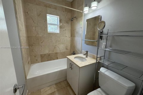 Condominio en venta en Miami Beach, Florida, 1 dormitorio, 52.95 m2 № 1937882 - foto 6