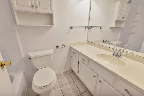 House in Sun City Center, Florida 2 bedrooms, 139.63 sq.m. № 1761420 - photo 20