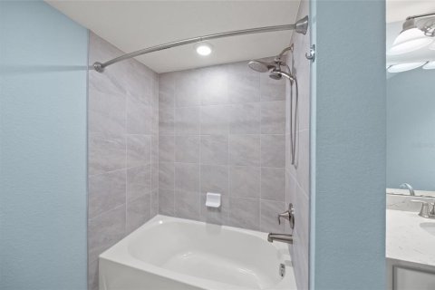 Condominio en venta en Venice, Florida, 3 dormitorios, 161.37 m2 № 2220901 - foto 27