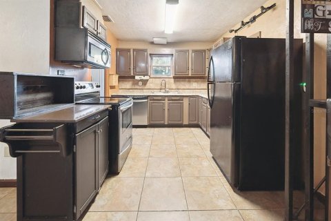 Villa ou maison à vendre à Hawthorne, Floride: 2 chambres, 117.71 m2 № 1904324 - photo 12