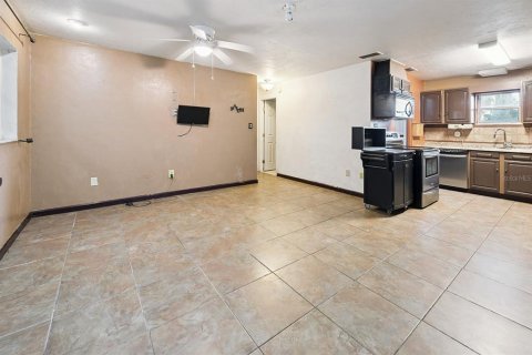 Villa ou maison à vendre à Hawthorne, Floride: 2 chambres, 117.71 m2 № 1904324 - photo 9