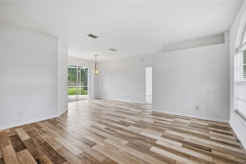 Casa en alquiler en Tampa, Florida, 4 dormitorios, 187.66 m2 № 2156581 - foto 4