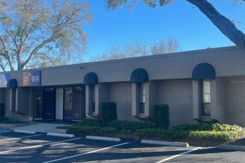 Propiedad comercial en alquiler en Tampa, Florida, 153.29 m2 № 1538845 - foto 1