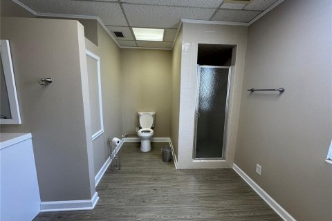 Propiedad comercial en alquiler en Tampa, Florida, 153.29 m2 № 1538845 - foto 14